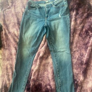 Old Navy Curvy Skinny Distressed Jeans